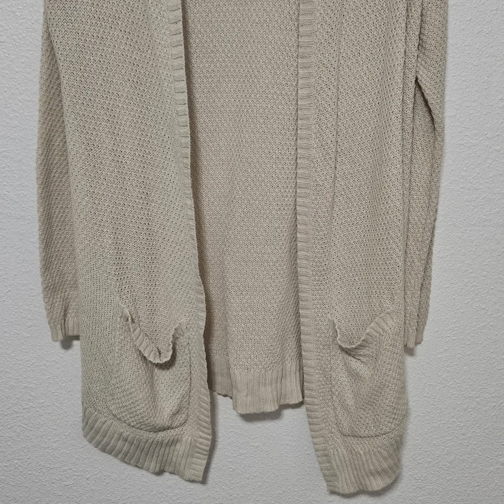 BDG long lined cardigan size medium